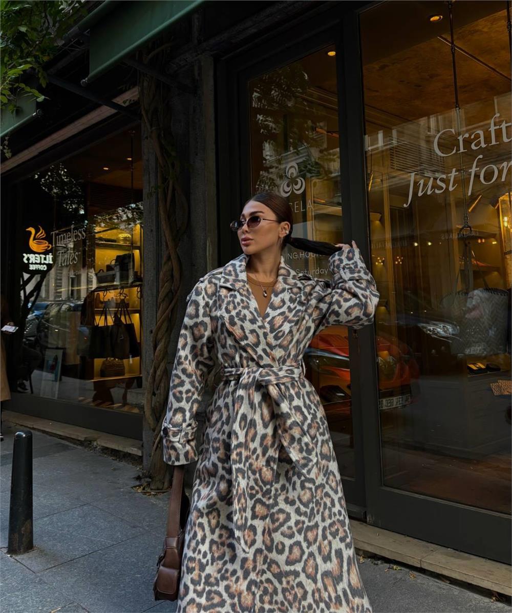 Single-Breasted Animal Print Coat